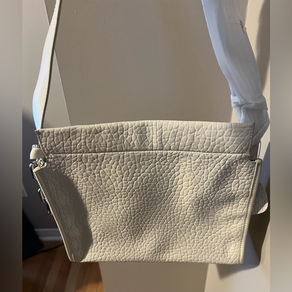 Faux Leather Look Handbag - Picture 6 of 11